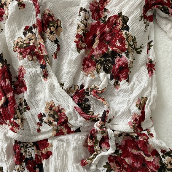 Floral romper - Picture 2 of 3